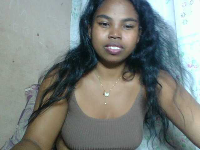 Miarizou's BongaCams show and profile