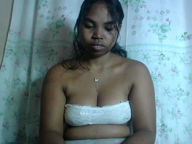 Miarizou's BongaCams show and profile