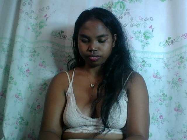 Miarizou's BongaCams show and profile