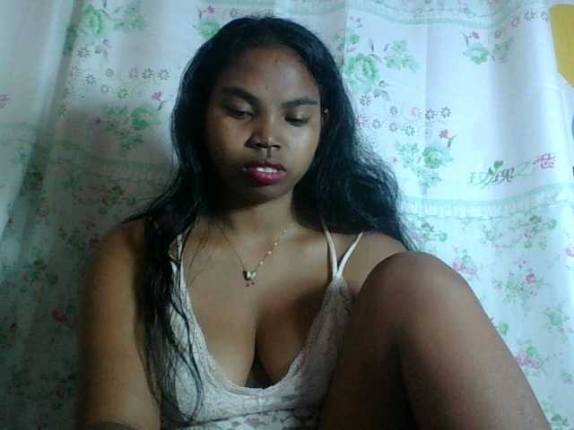 Miarizou's BongaCams show and profile