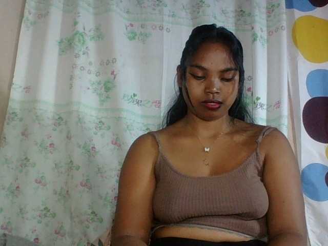 Miarizou's BongaCams show and profile