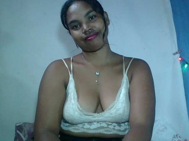 Miarizou's BongaCams show and profile