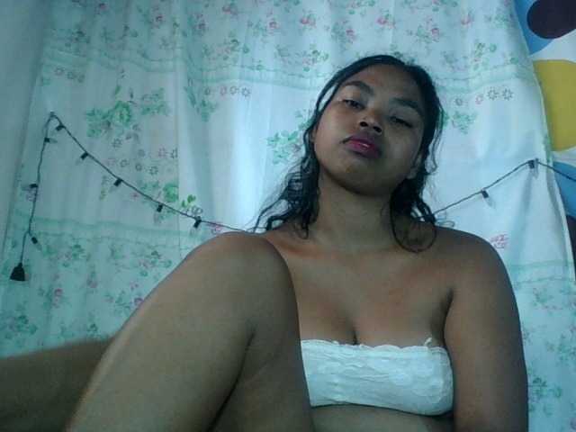 Miarizou's BongaCams show and profile