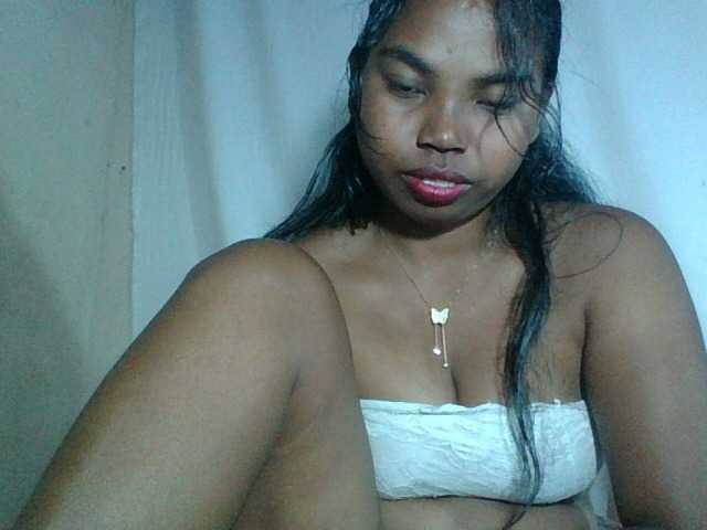 Miarizou's BongaCams show and profile