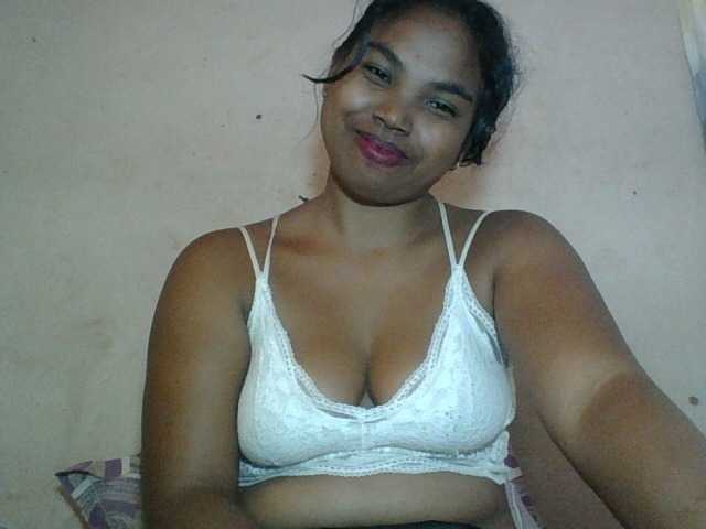 Miarizou's BongaCams show and profile