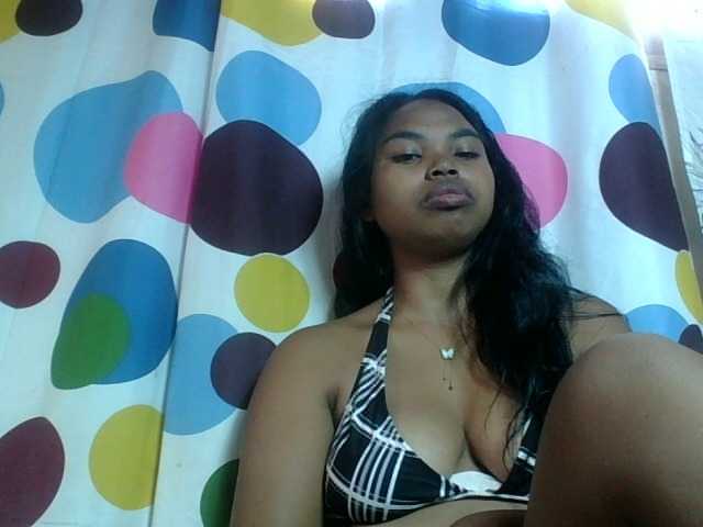 Miarizou's BongaCams show and profile