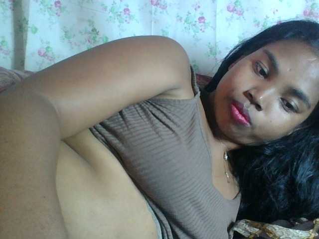 Miarizou's BongaCams show and profile