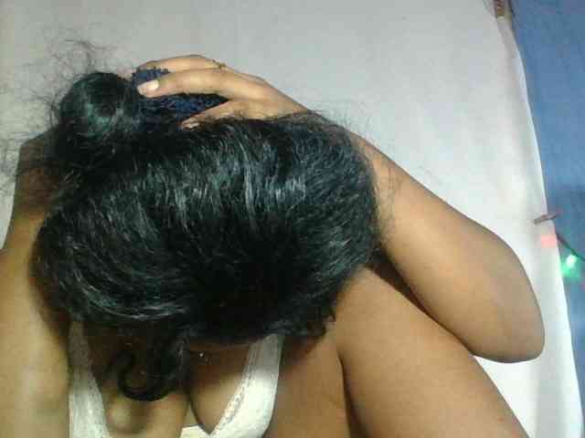 Miarizou Live Webcam on BongaCams