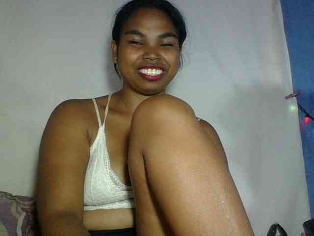 Miarizou Live Webcam on BongaCams