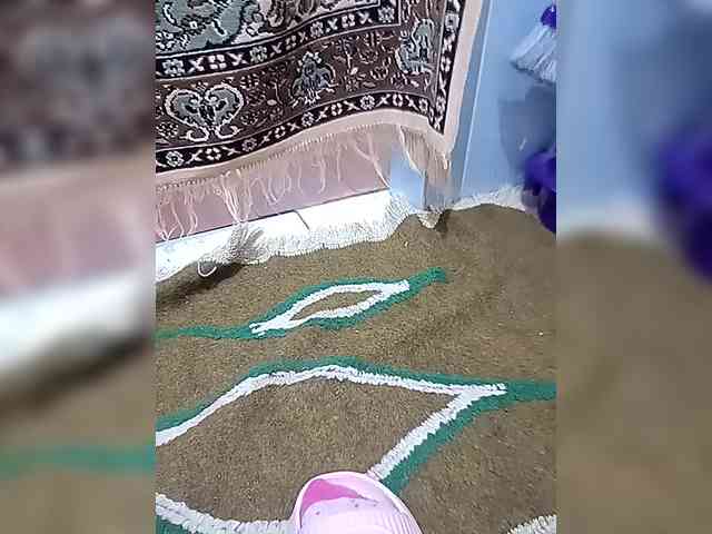 Cleopatra2311 webcam