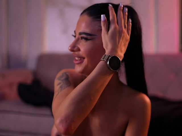 ArinaRhodes's BongaCams show and profile