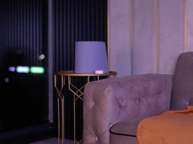 ArinaRhodes's BongaCams show and profile