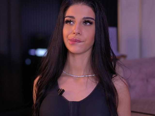 ArinaRhodes's BongaCams show and profile