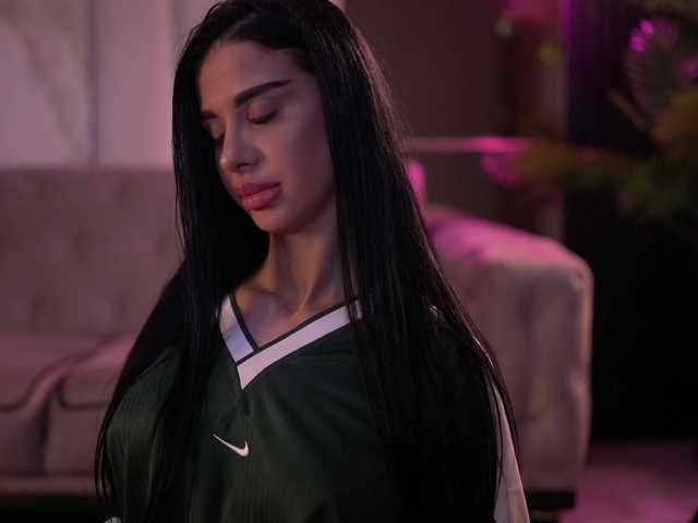 ArinaRhodes's BongaCams show and profile