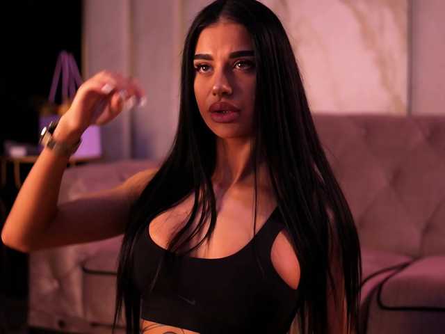 ArinaRhodes's BongaCams show and profile