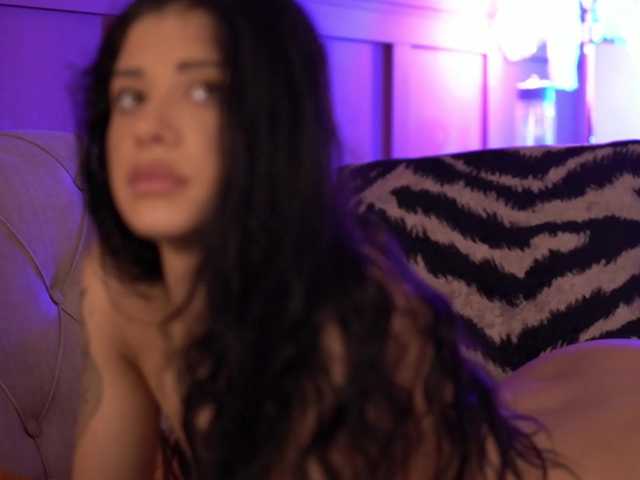  ArinaRhodes chat room
