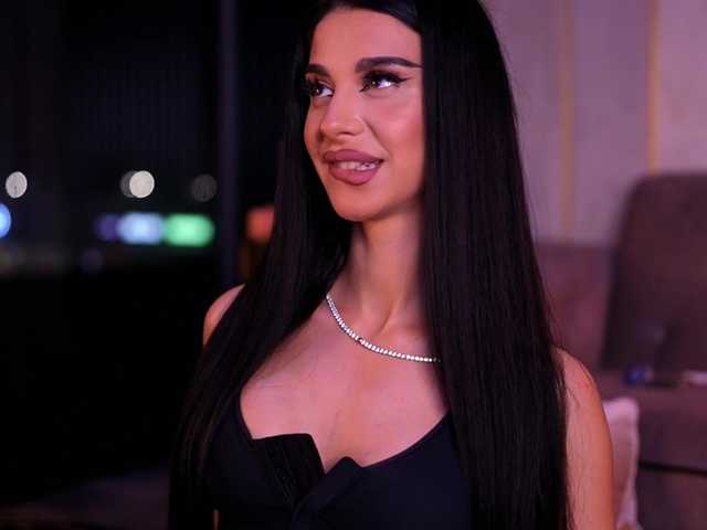 ArinaRhodes's BongaCams show and profile