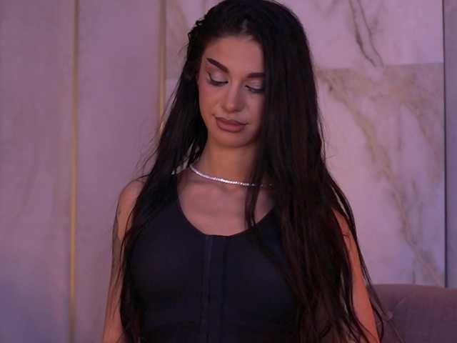 ArinaRhodes's BongaCams show and profile