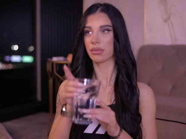 ArinaRhodes ArinaRhodes