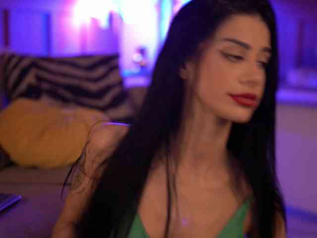 ArinaRhodes webcam