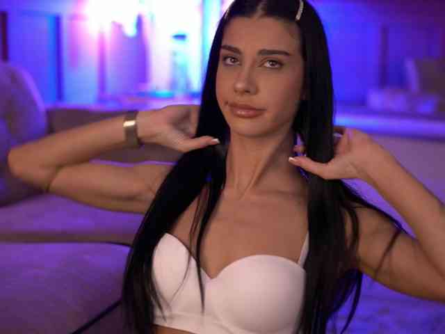 ArinaRhodes webcam