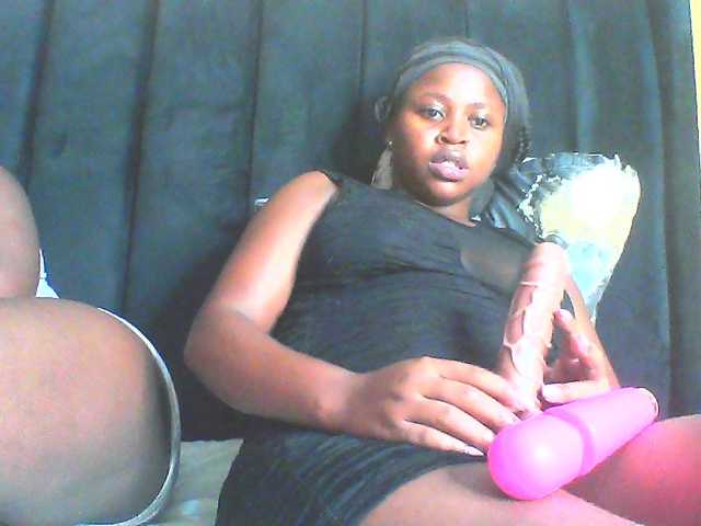 EboniesBelle's BongaCams show and profile