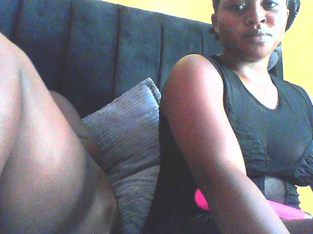 EboniesBelle's BongaCams show and profile