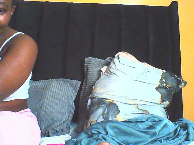 EboniesBelle's BongaCams show and profile