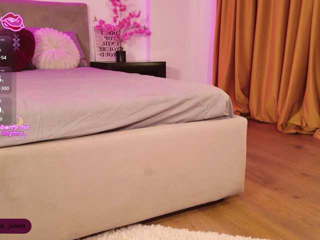 Jelly-beanss's BongaCams show and profile