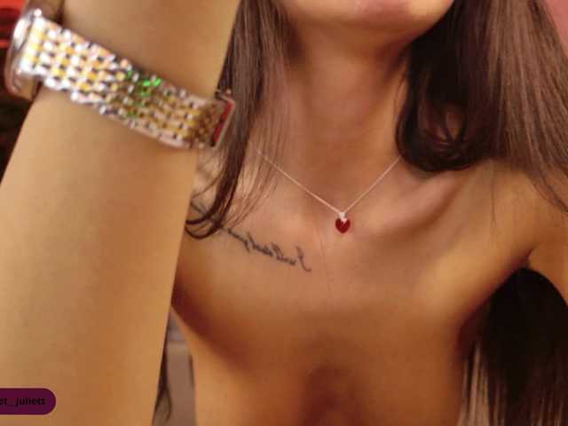 Jelly-beanss's BongaCams show and profile