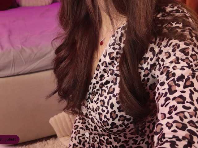 Jelly-beanss's BongaCams show and profile