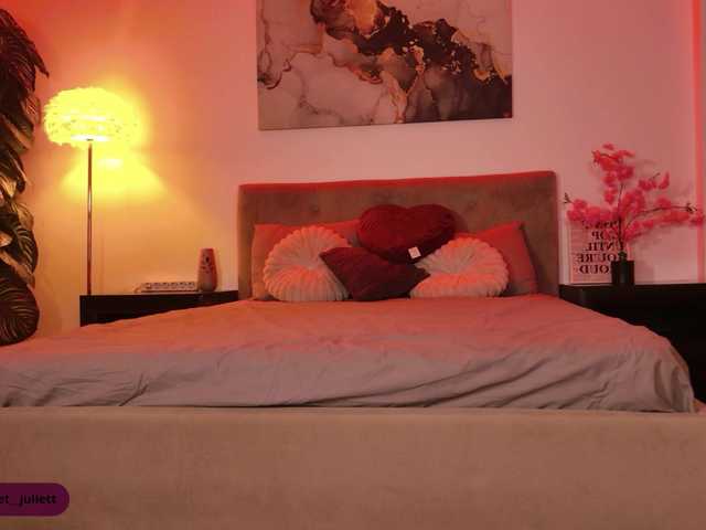 Jelly-beanss's BongaCams show and profile