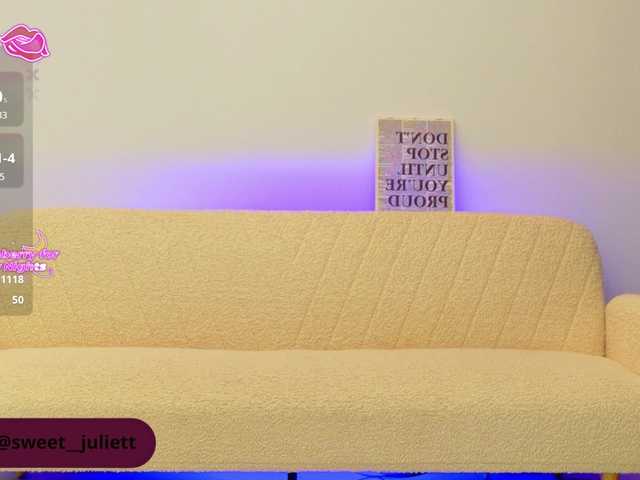 Jelly-beanss's BongaCams show and profile