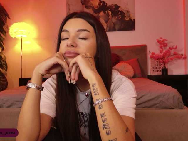 Jelly-beanss's BongaCams show and profile