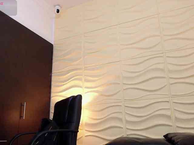 LyssaDoll Live Webcam on BongaCams