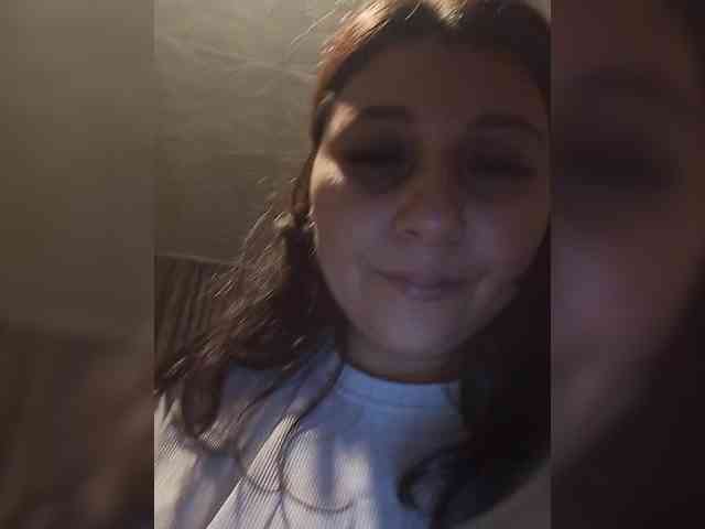 MaryHopkins webcam