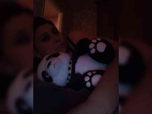 MaryHopkins webcam