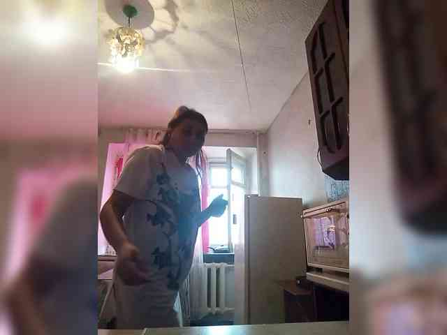MaryHopkins webcam