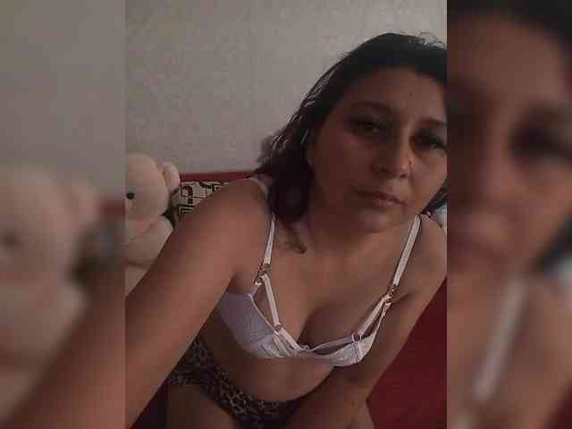 MaryHopkins webcam