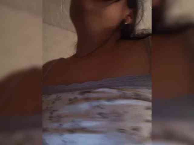 MaryHopkins webcam