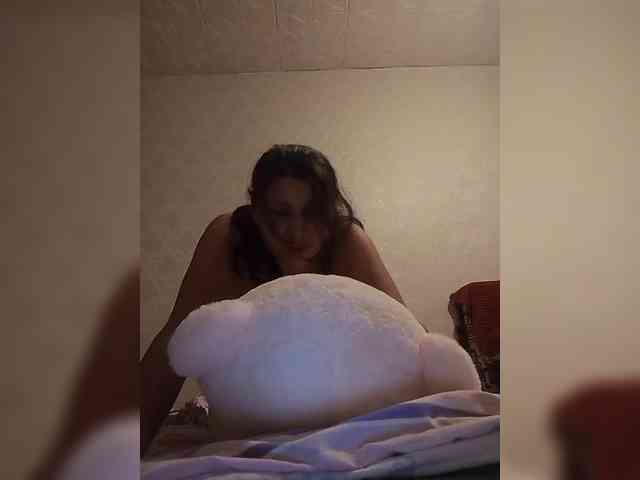 MaryHopkins webcam