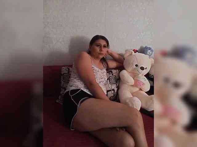 MaryHopkins webcam