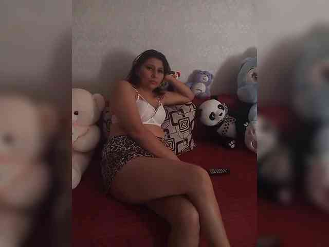 MaryHopkins webcam
