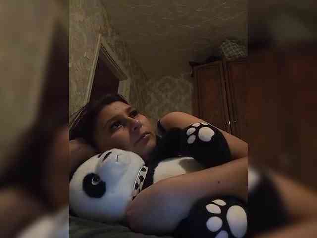 MaryHopkins webcam