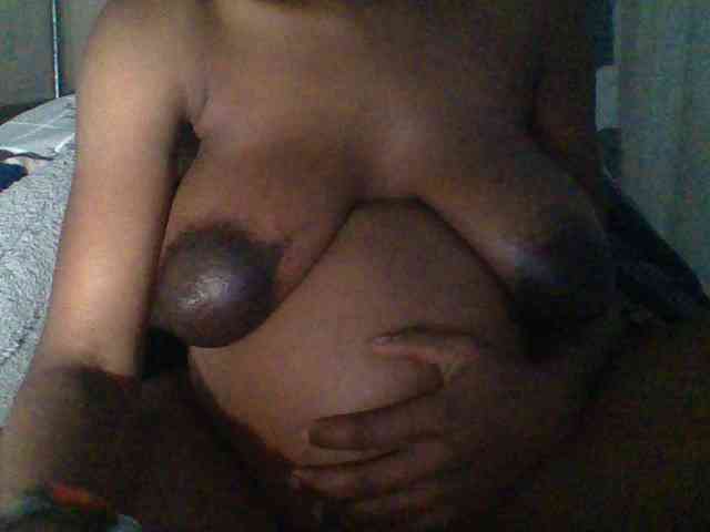 PrettyBelly webcam