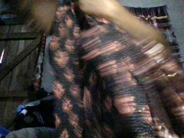 PrettyBelly webcam