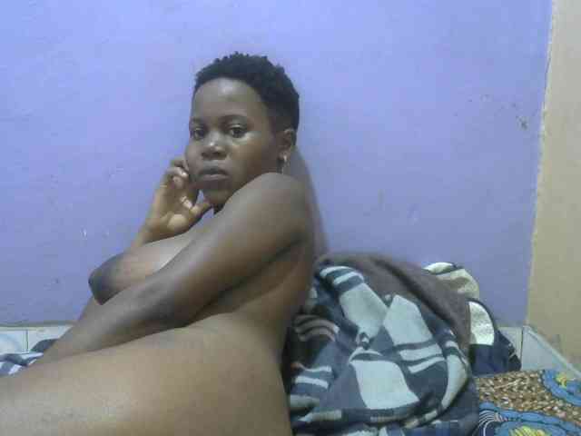 PrettyBelly webcam