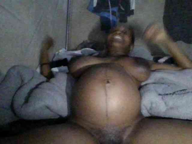 PrettyBelly webcam
