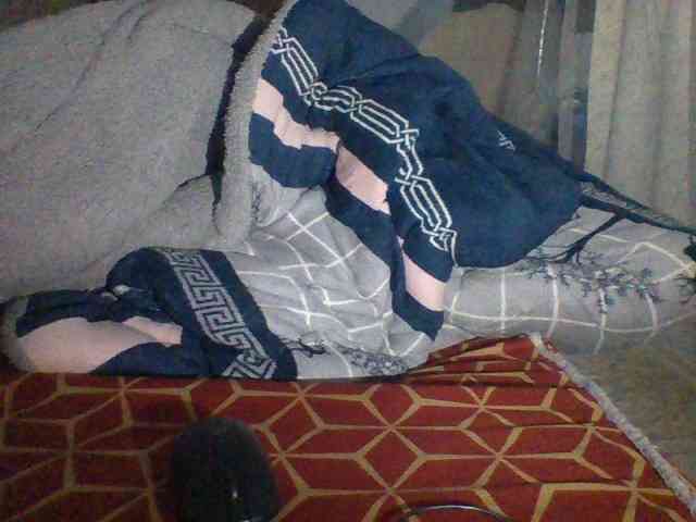 PrettyBelly webcam