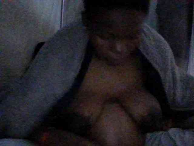 PrettyBelly webcam